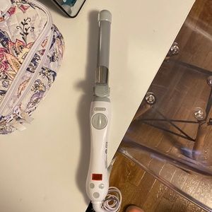 Beach waver curling iron!